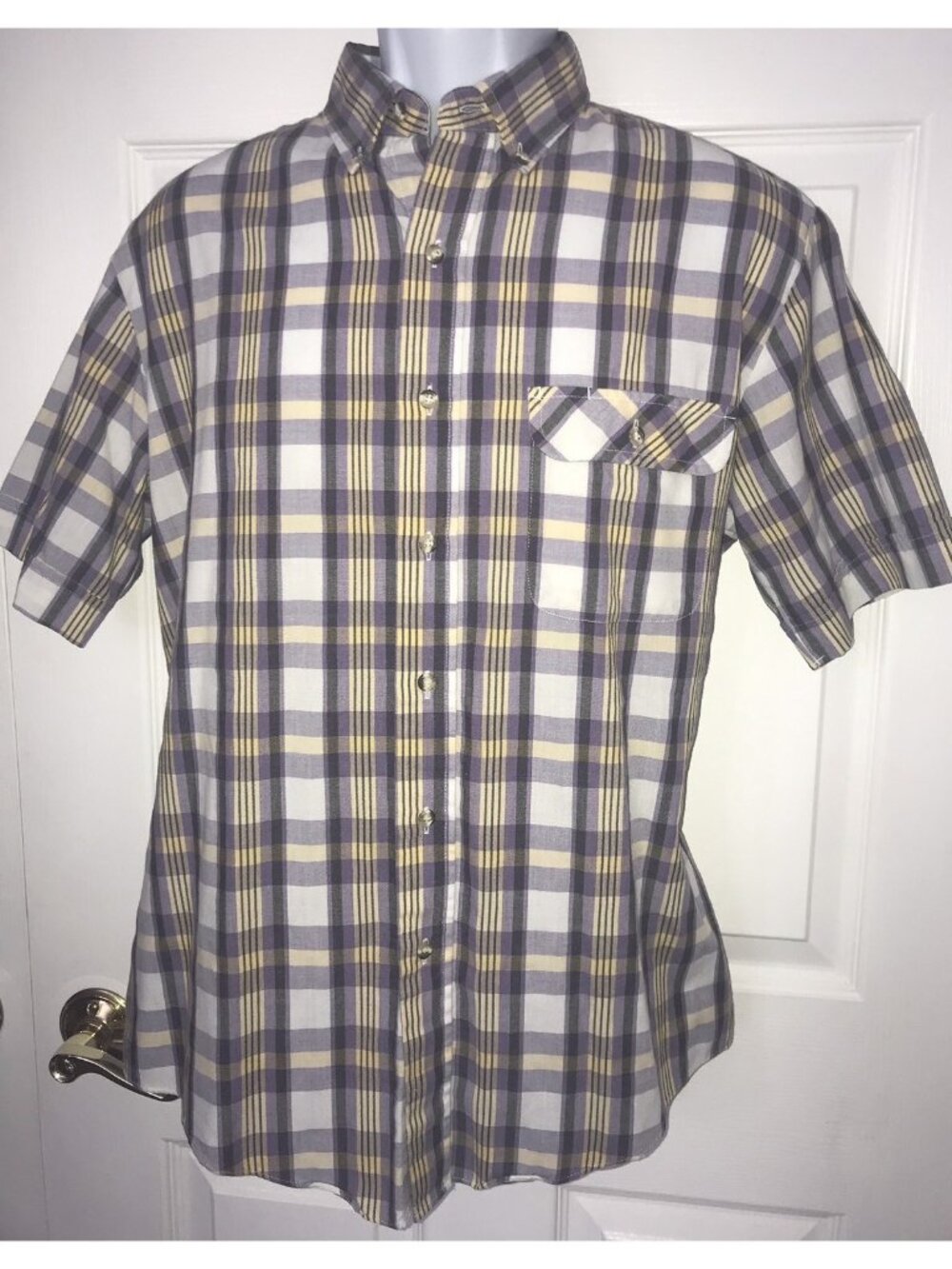 VTG Levi's Sz LARGE Purple Yellow White Plaid Shirt S/S Cotton Blend EUC